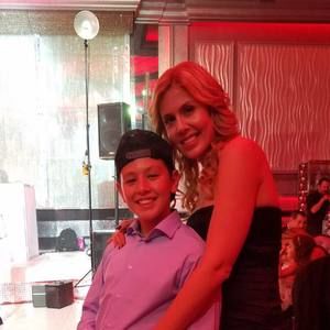 Meet your Posher, Lori